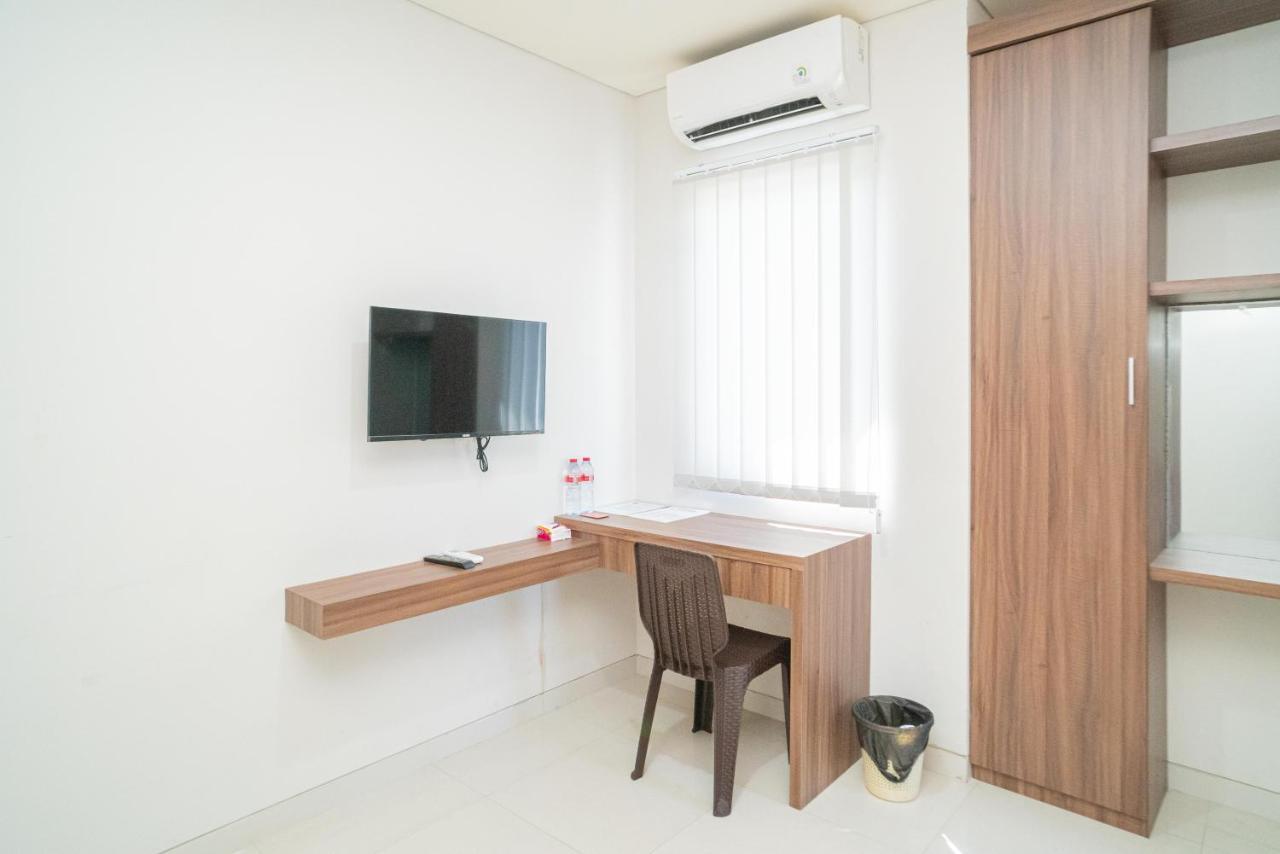 Reddoorz Plus @ Jalan Pemuda Timur Bojonegoro Eksteriør billede