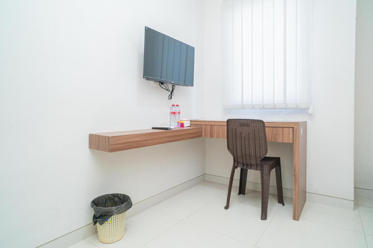Reddoorz Plus @ Jalan Pemuda Timur Bojonegoro Eksteriør billede
